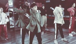 你好罗西在线观看,一场跨越时空的浪漫邂逅